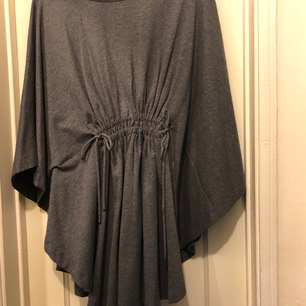 Fluent Life Gray Cape - Picture 4 of 6